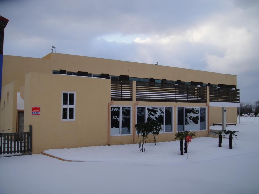 Geomunoreum Hostel Czedżu Zewnętrze zdjęcie
