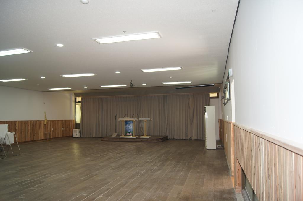 Geomunoreum Hostel Czedżu Zewnętrze zdjęcie